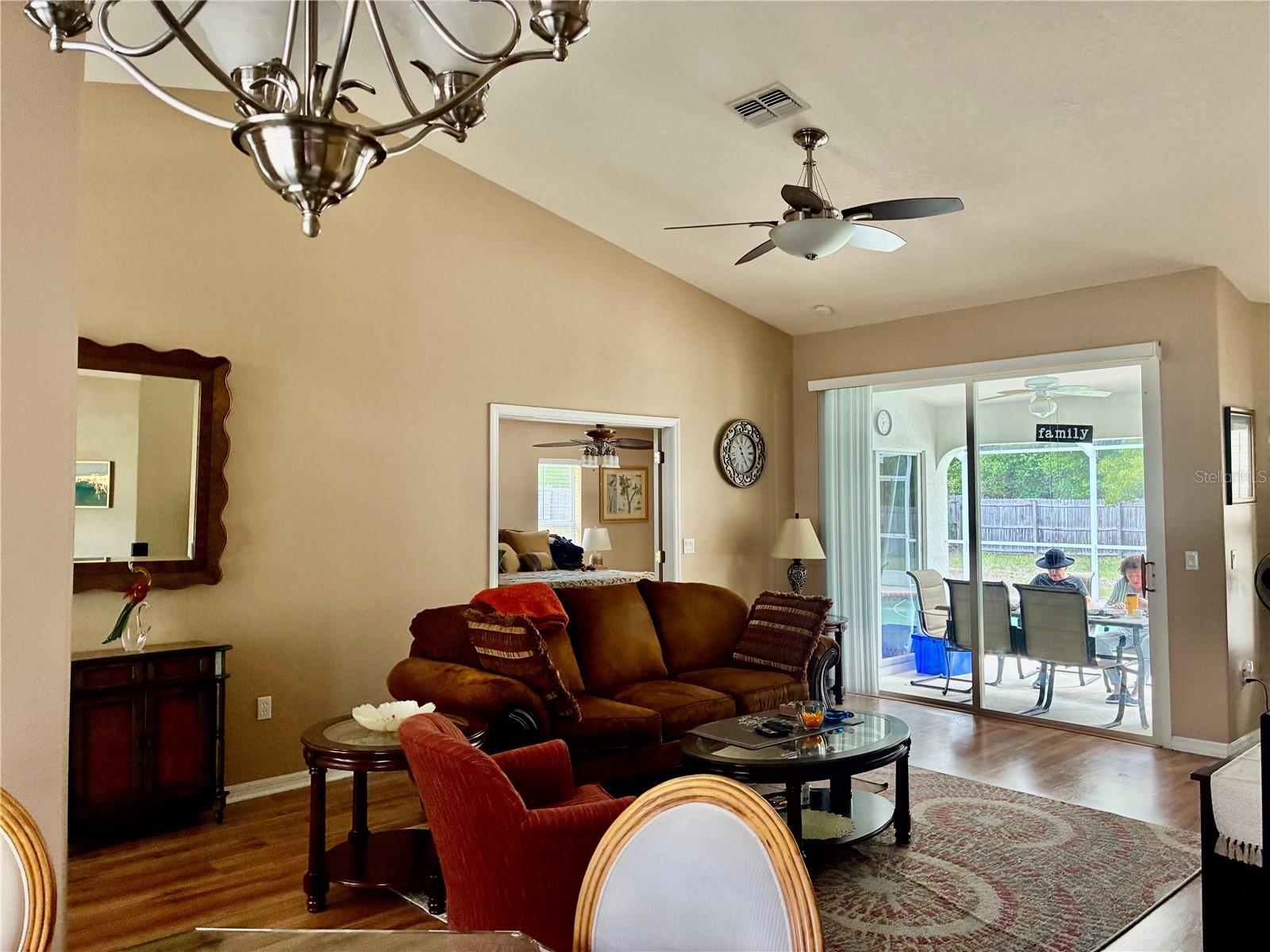 AC AYERS RD/WISCON/PKWY E - Residential