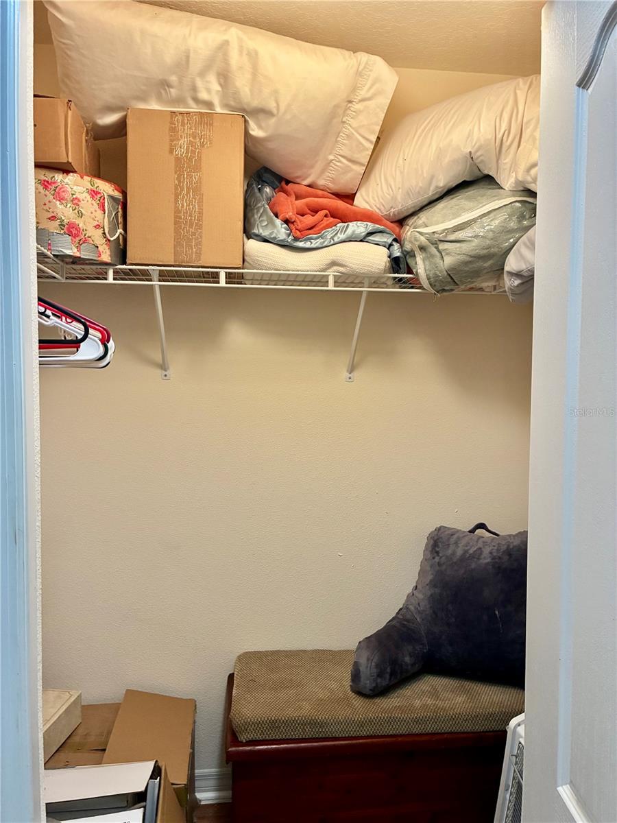 AC AYERS RD/WISCON/PKWY E - Residential