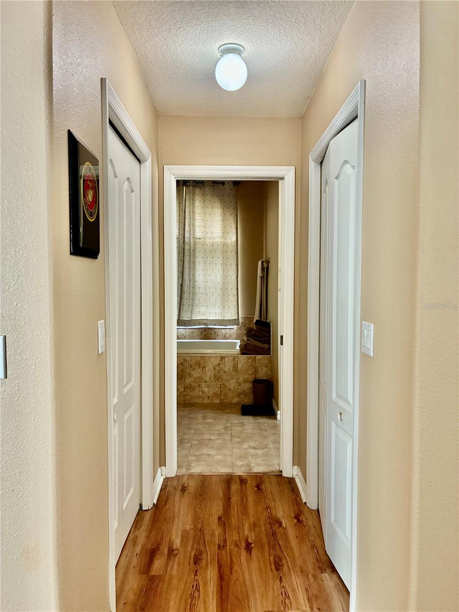 AC AYERS RD/WISCON/PKWY E - Residential