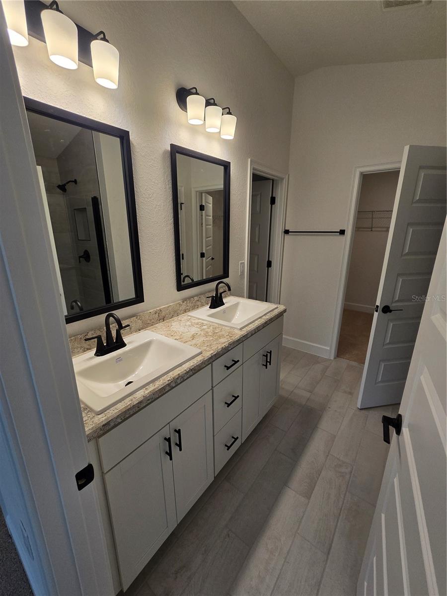 WYLD PALMS VILLAGE CONDOMINIUM - Residential