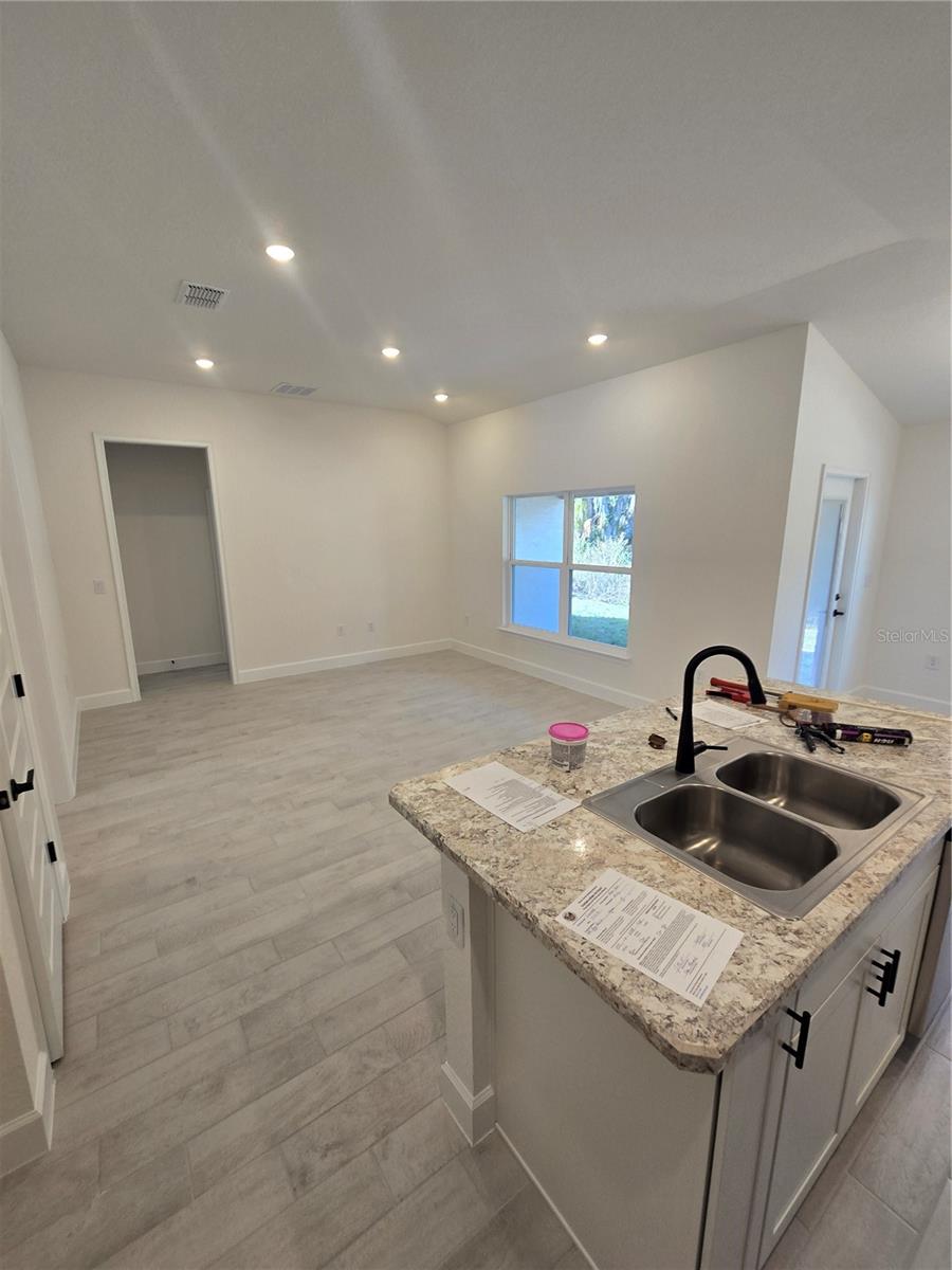 WYLD PALMS VILLAGE CONDOMINIUM - Residential