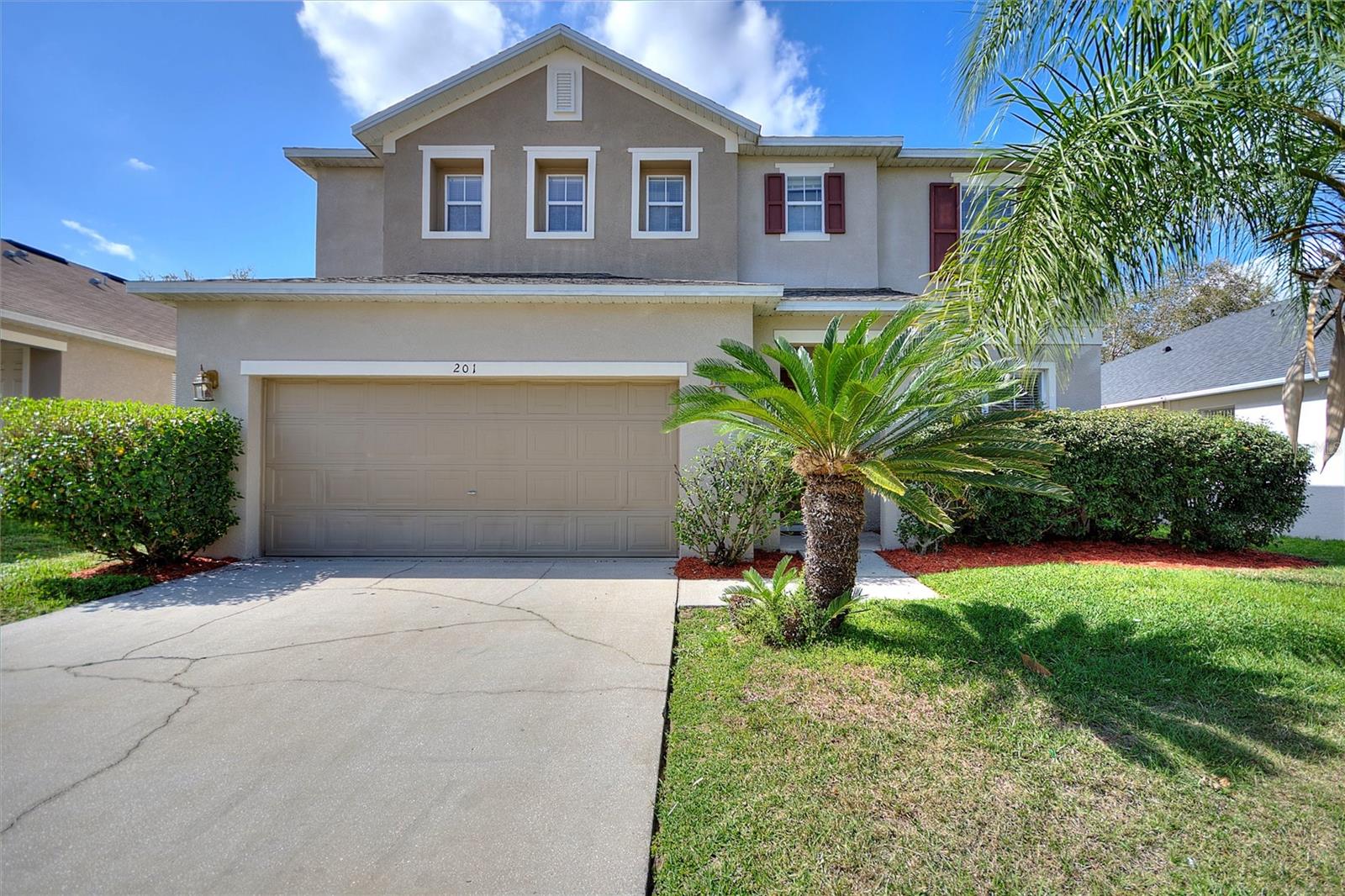 Welcome to a beautifully updated home that perfectly blends space, comfort, and convenience. Lawn Care Pool Maintenance Included! Recent updates include a new roof (2020), new carpet and flooring (2024), a GE range (2023), an Amana washer and dryer (2023), and a well-maintained A/C unit (2013).
The open kitchen flows seamlessly into the outdoor living area, featuring a private screened pool—ideal for entertaining guests or unwinding after a long day in your own peaceful retreat.
This home offers five bedrooms and 4.5 bathrooms, including a first-floor en-suite bedroom, providing ample space for family and guests. Upstairs, a versatile loft adds extra room for work or relaxation.
A standout feature is the expansive primary suite upstairs, which includes a large walk-in closet and a luxurious master bath designed for privacy and relaxation.
Conveniently located just minutes from shopping, dining, medical facilities, and world-famous theme parks, this home strikes the perfect balance between everyday living and vacation-style amenities.
Move-in ready and filled with desirable features, 201 Andover is a premier rental opportunity in Davenport. Schedule your showing today.