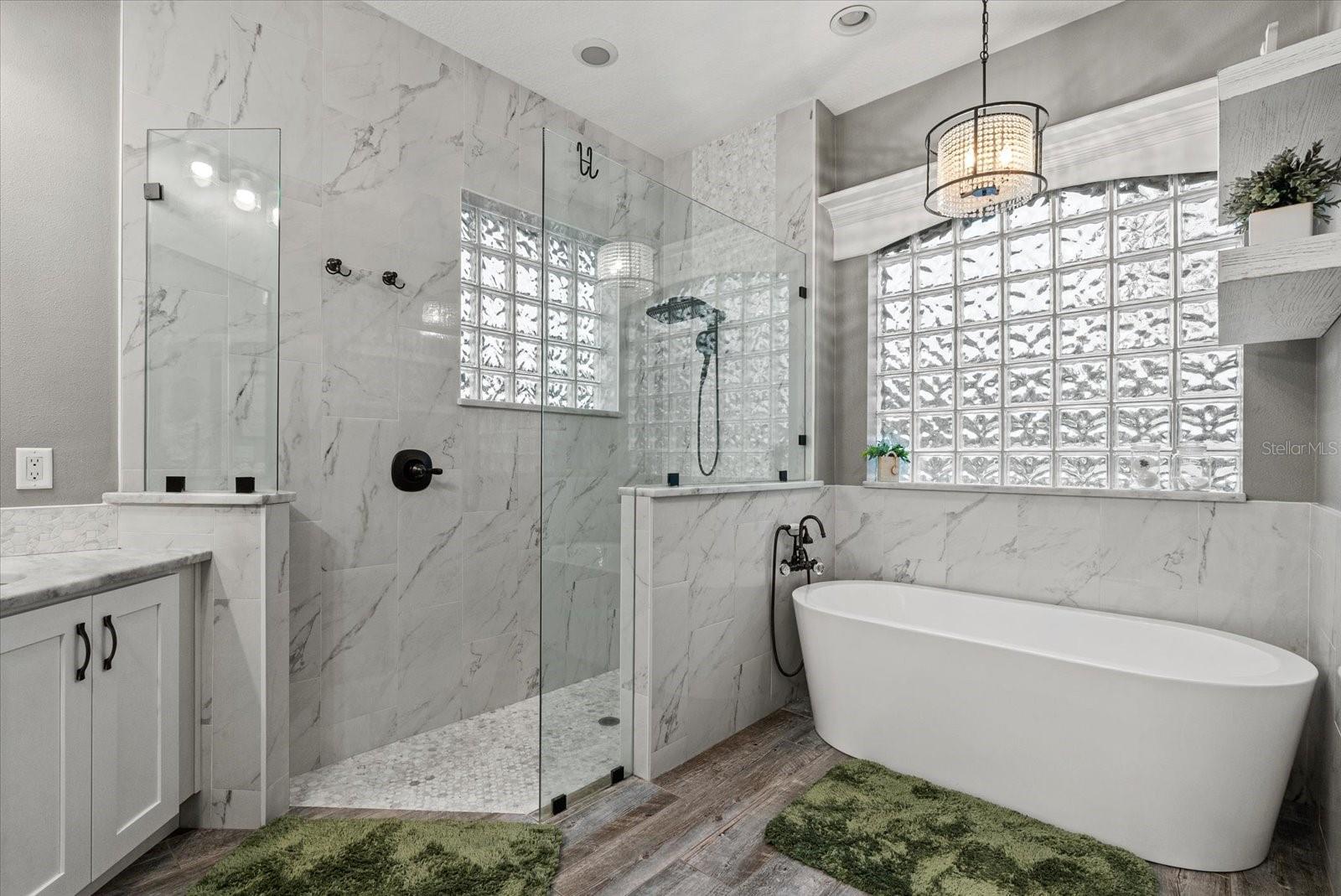 SADDLE OAK ESTATES - Residential