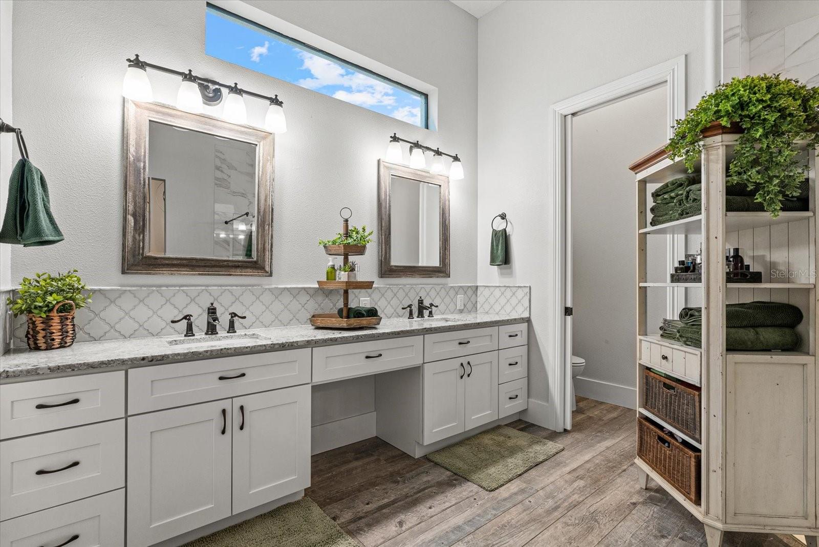 SADDLE OAK ESTATES - Residential