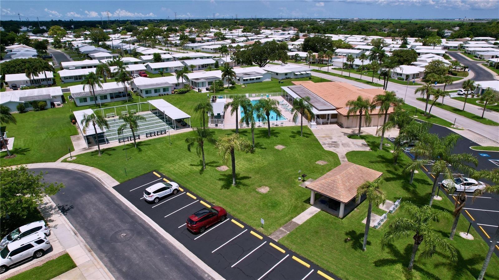 MAINLANDS OF TAMARAC BY THE GULF UNIT 4 CONDO - Residential Lease