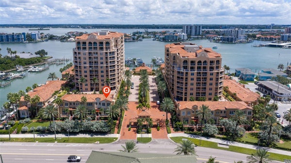 525 MANDALAY AVE UNIT 11, CLEARWATER BEACH, FL 33767 - Image 1c895acad58b6cbd7389ff4dfd5f60ba/3813638873