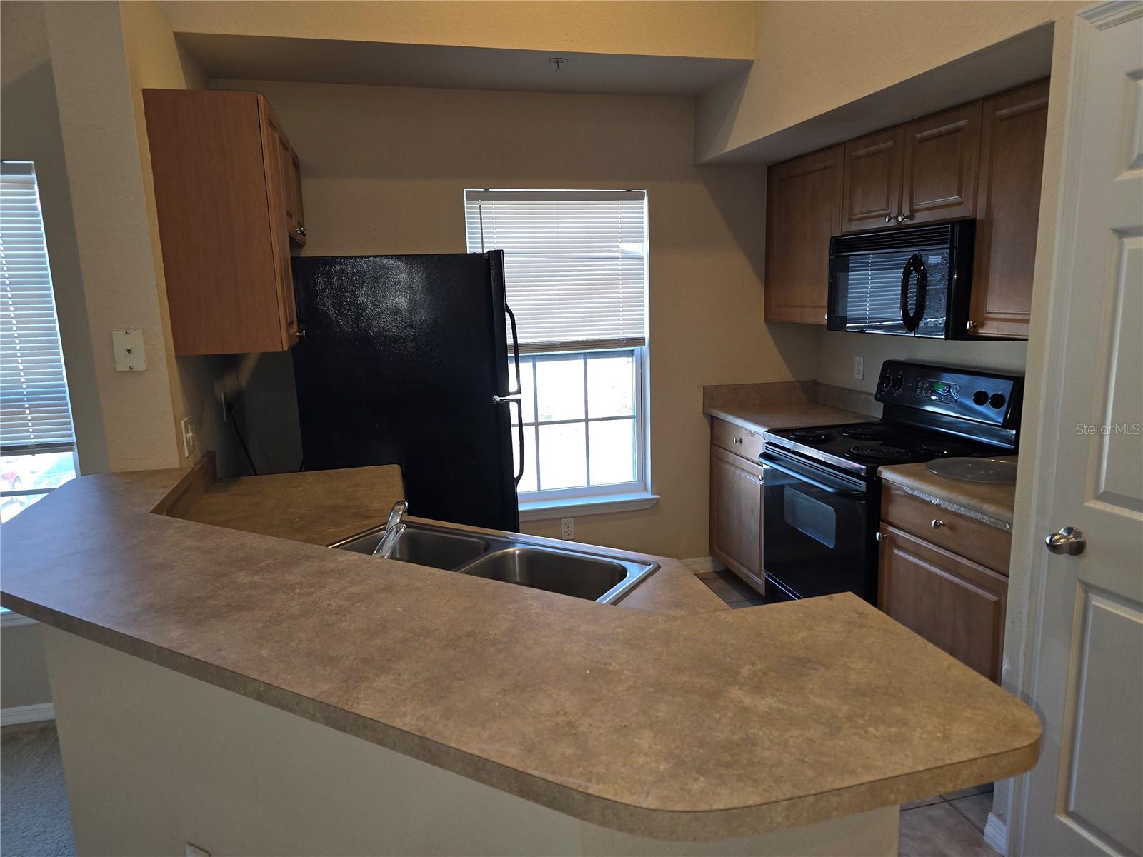 ADMIRALS WALK - Residential