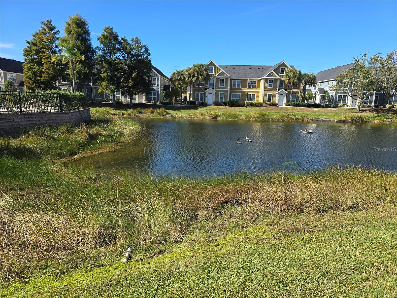 ADMIRALS WALK - Residential