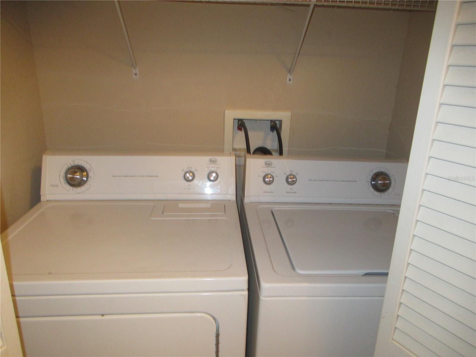 ADMIRALS WALK - Residential