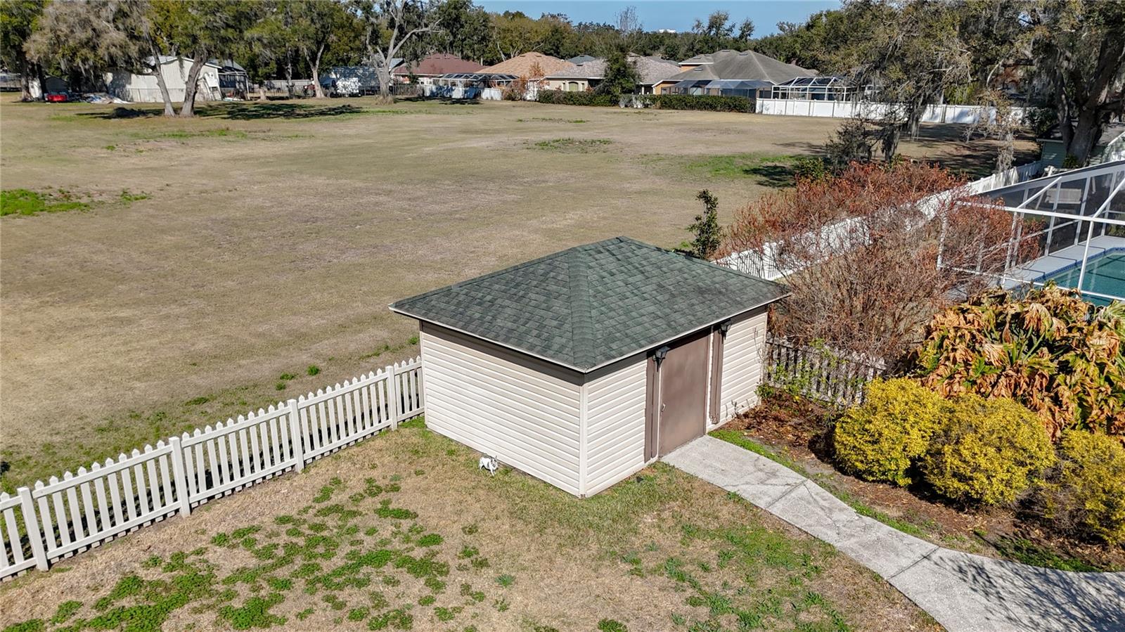 MILLER WOODS - Residential