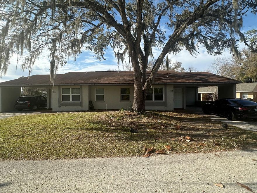 Income producing property! Amazing duplex in the heart of Lakeland. UNIT 14 & 15