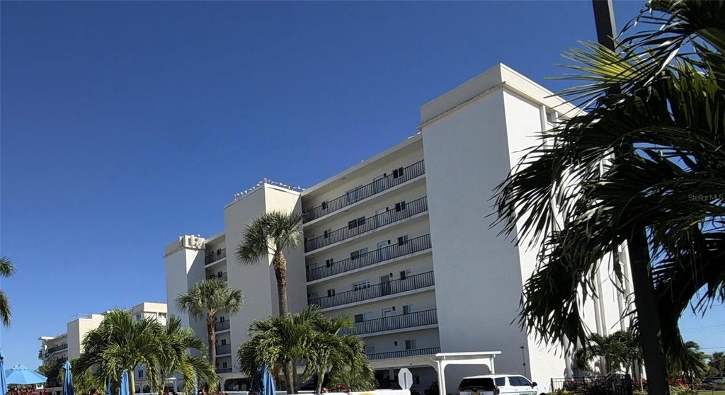 Photo of 777 Beach Road #1E, Sarasota, FL 34242 (MLS # TB8553476)