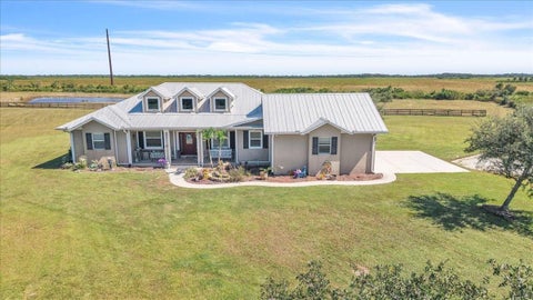Photo of 18150 Bending Willow Court, Punta Gorda, FL 33982 (MLS # C7532186)