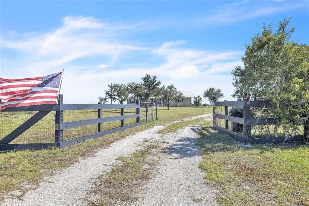 Photo of 18150 Bending Willow Court, Punta Gorda, FL 33982 (MLS # C7532186)