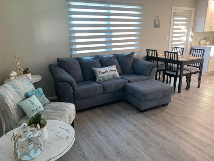 BAY VIEW MANOR - Residential Lease