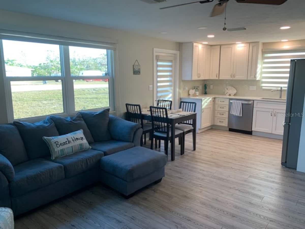 BAY VIEW MANOR - Residential Lease