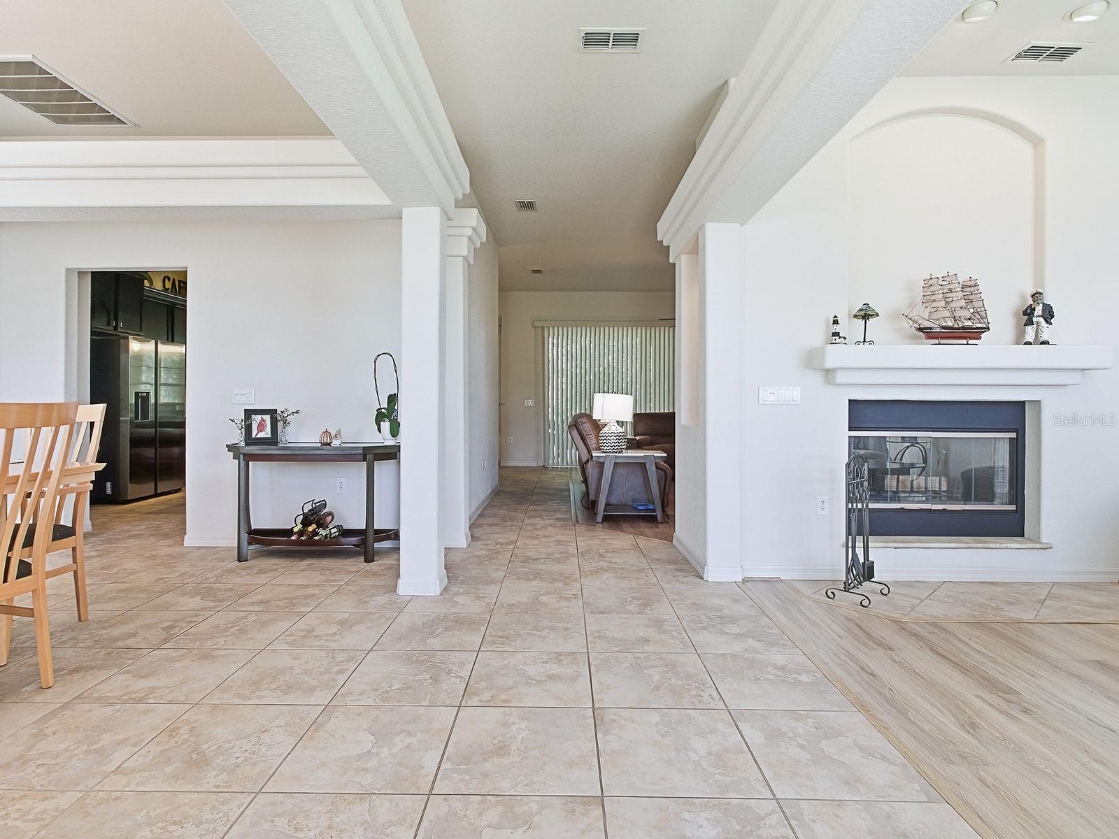 LADY LAKE LAKES PH 02 LT 01 BLK A - Residential