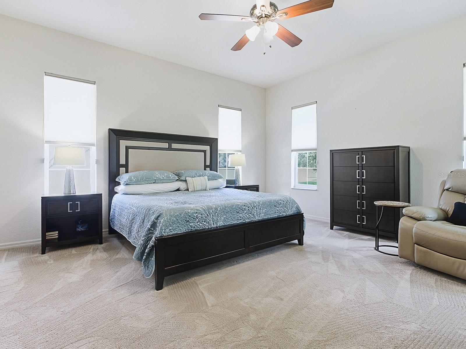 LADY LAKE LAKES PH 02 LT 01 BLK A - Residential