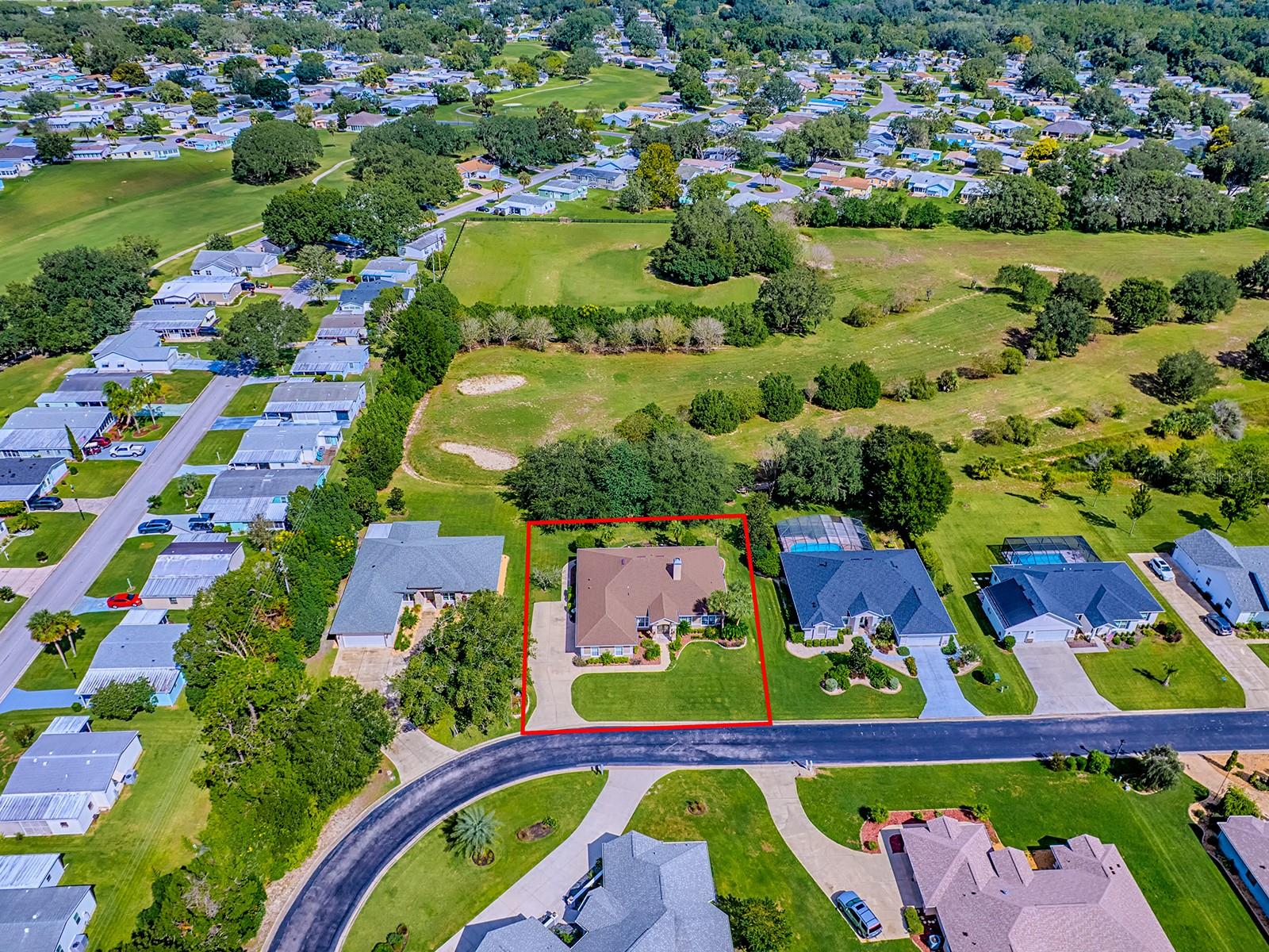 LADY LAKE LAKES PH 02 LT 01 BLK A - Residential