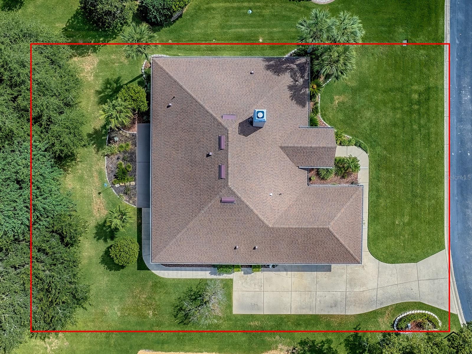 LADY LAKE LAKES PH 02 LT 01 BLK A - Residential