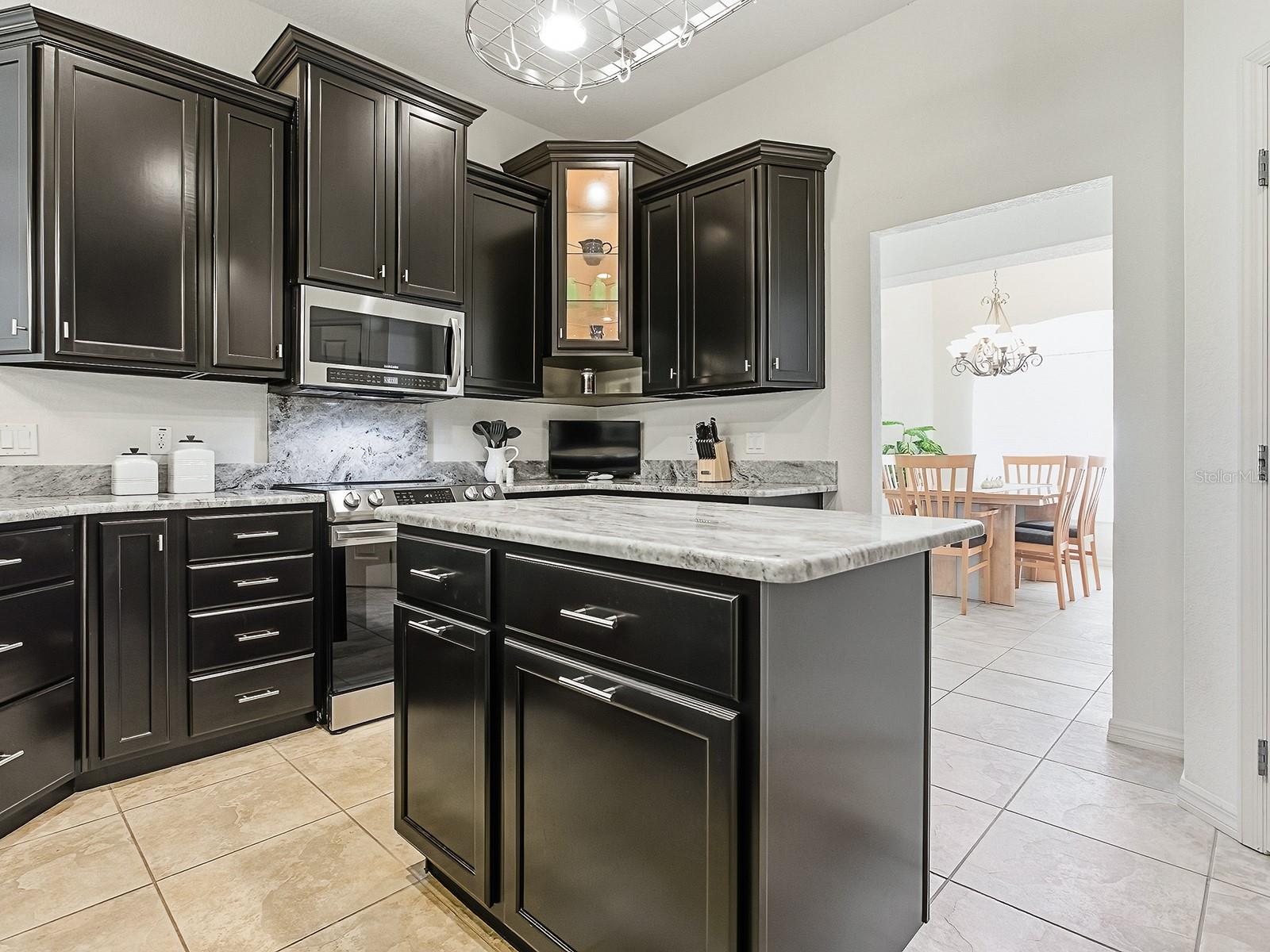 LADY LAKE LAKES PH 02 LT 01 BLK A - Residential