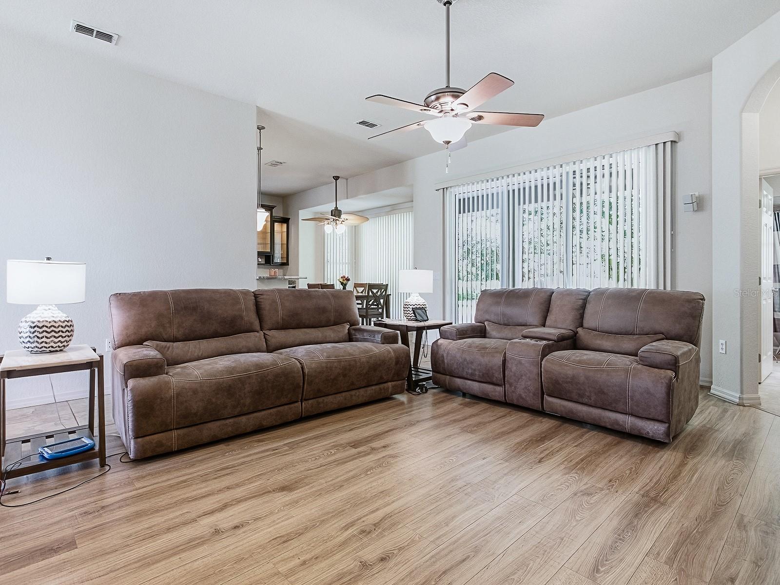 LADY LAKE LAKES PH 02 LT 01 BLK A - Residential