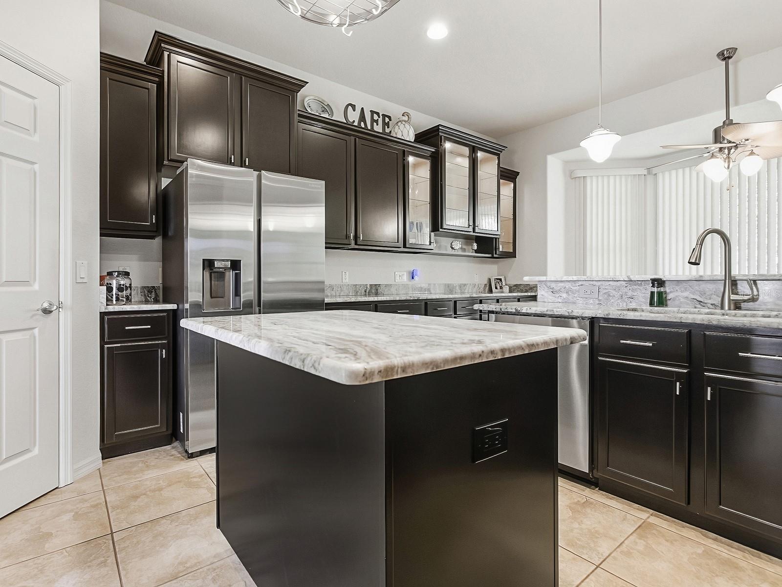 LADY LAKE LAKES PH 02 LT 01 BLK A - Residential