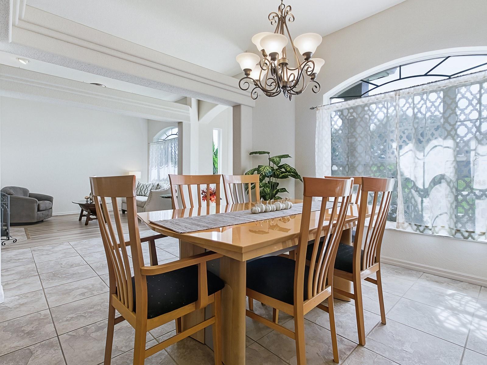 LADY LAKE LAKES PH 02 LT 01 BLK A - Residential