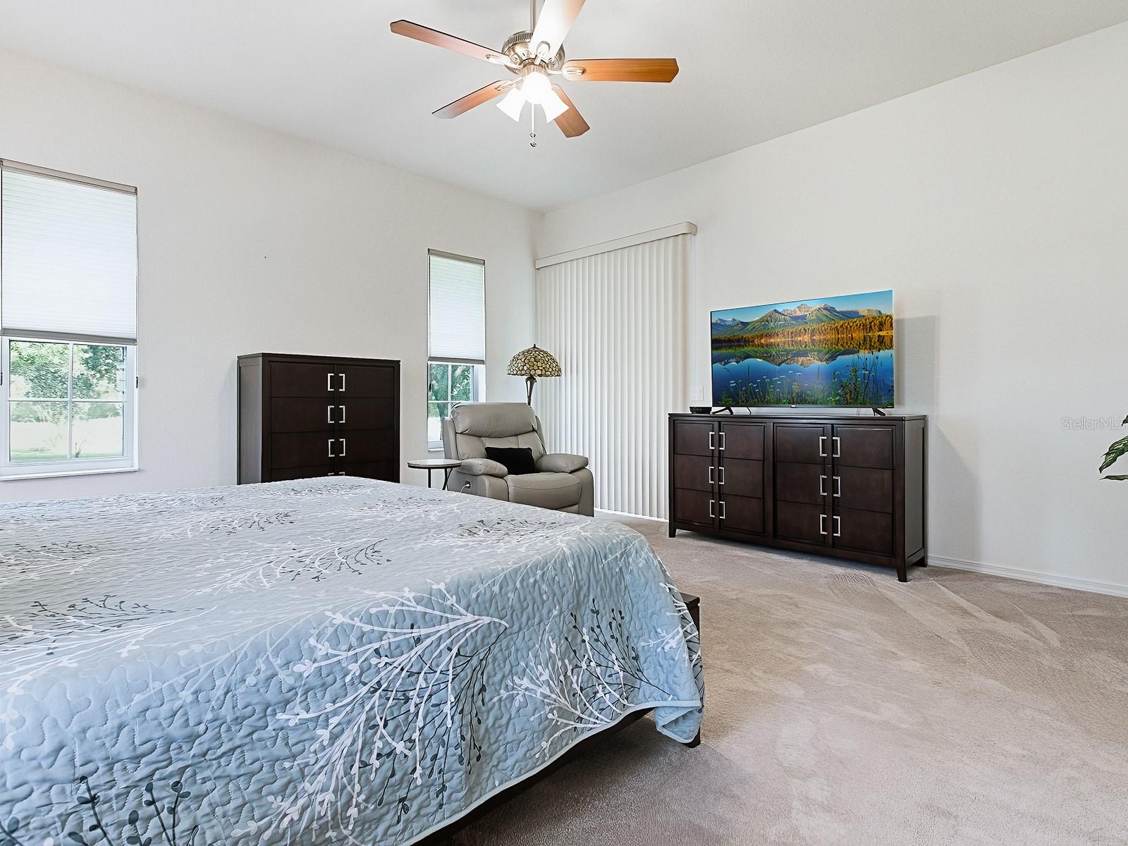 LADY LAKE LAKES PH 02 LT 01 BLK A - Residential