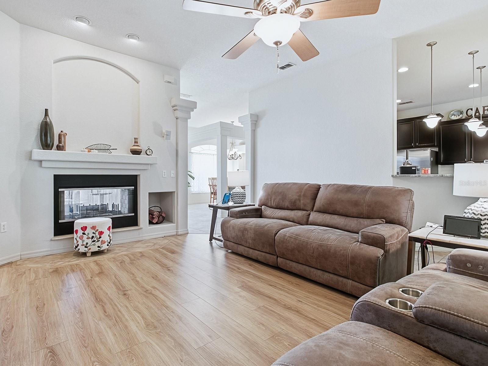 LADY LAKE LAKES PH 02 LT 01 BLK A - Residential