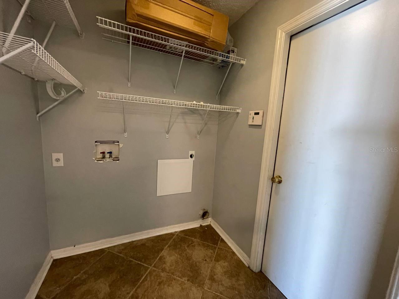 SUMMERFIELD VILLAGE 1 TR 32 - Residential Lease