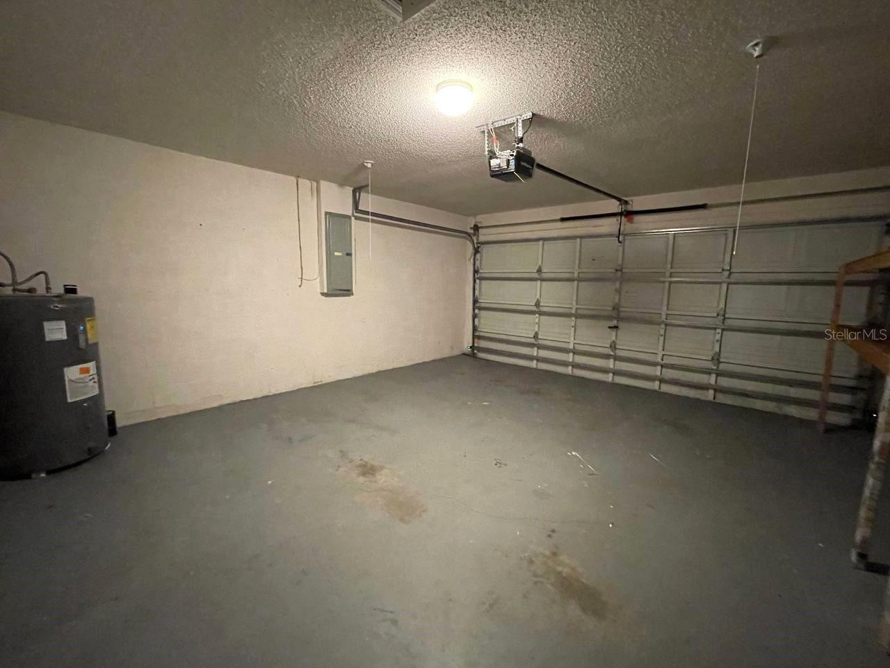 SUMMERFIELD VILLAGE 1 TR 32 - Residential Lease