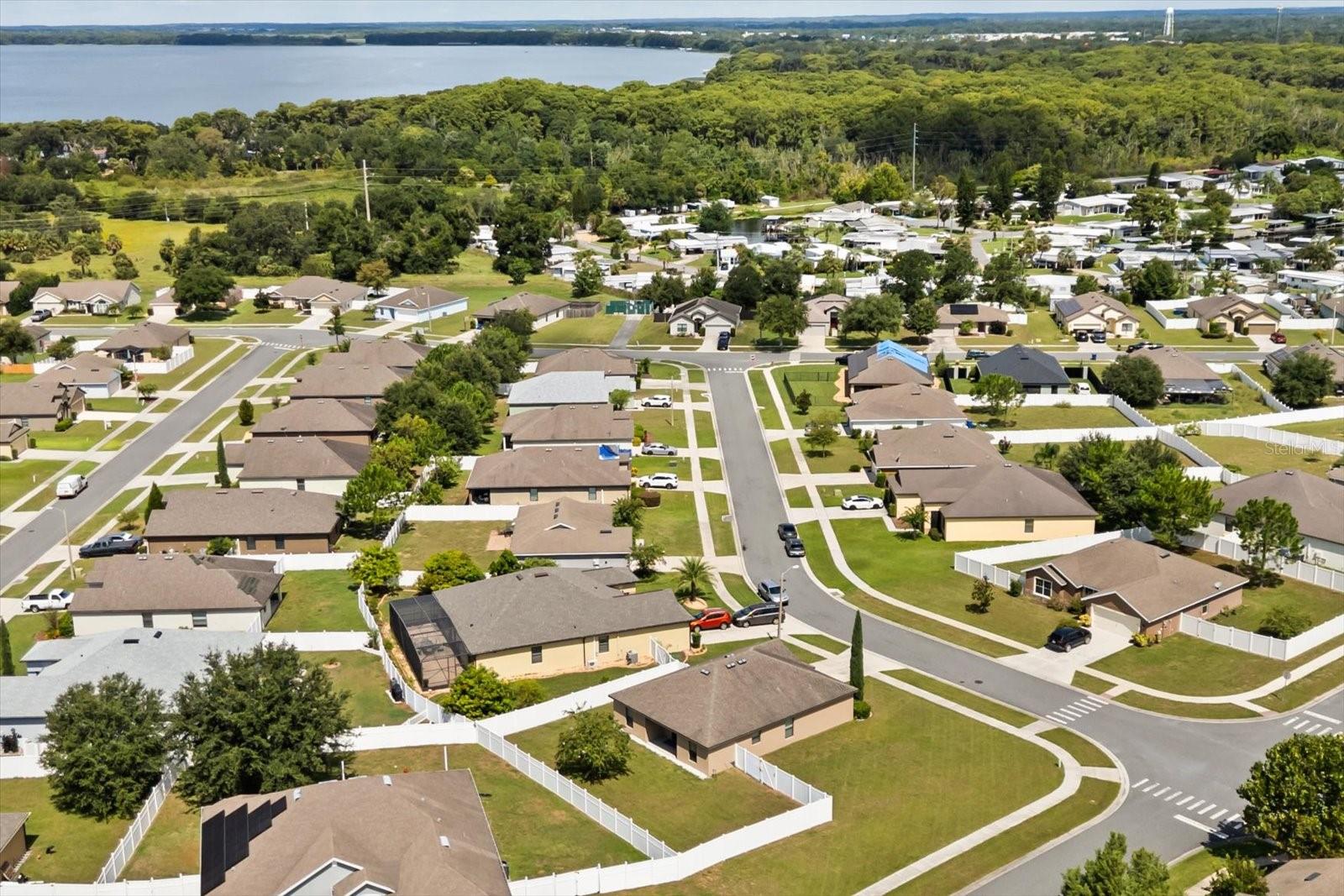 TAVARES GROVES AT BAYTREE PH 04 - Residential Lease