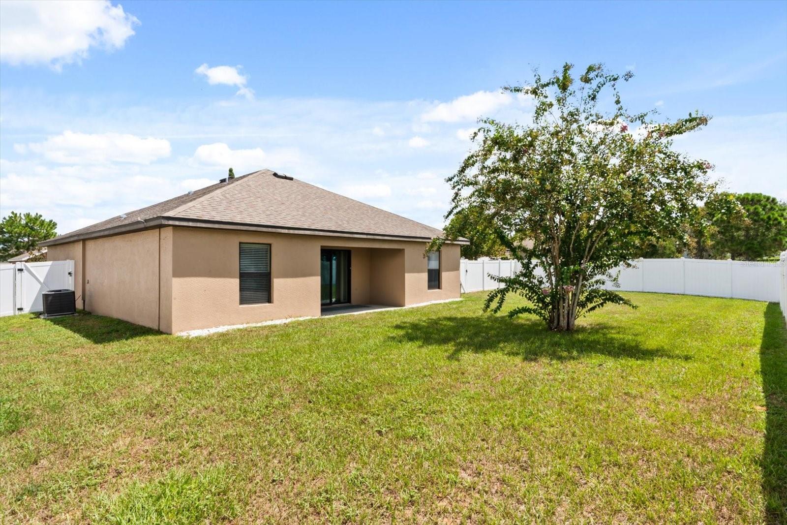 TAVARES GROVES AT BAYTREE PH 04 - Residential Lease