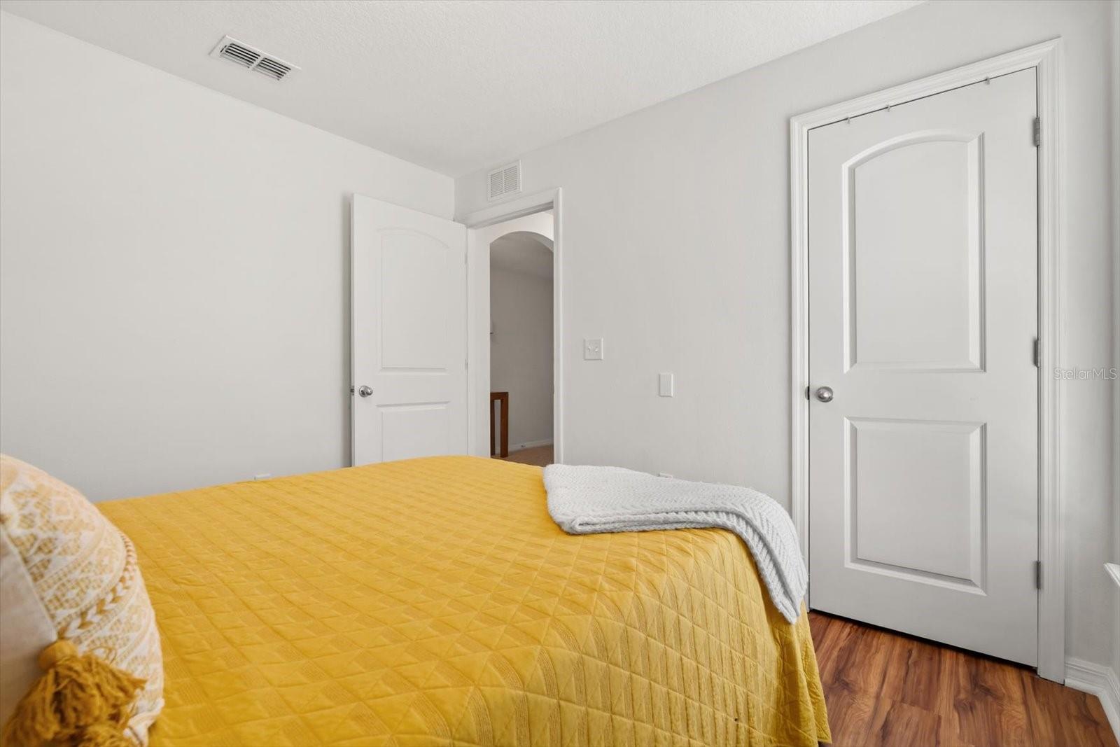 TAVARES GROVES AT BAYTREE PH 04 - Residential Lease