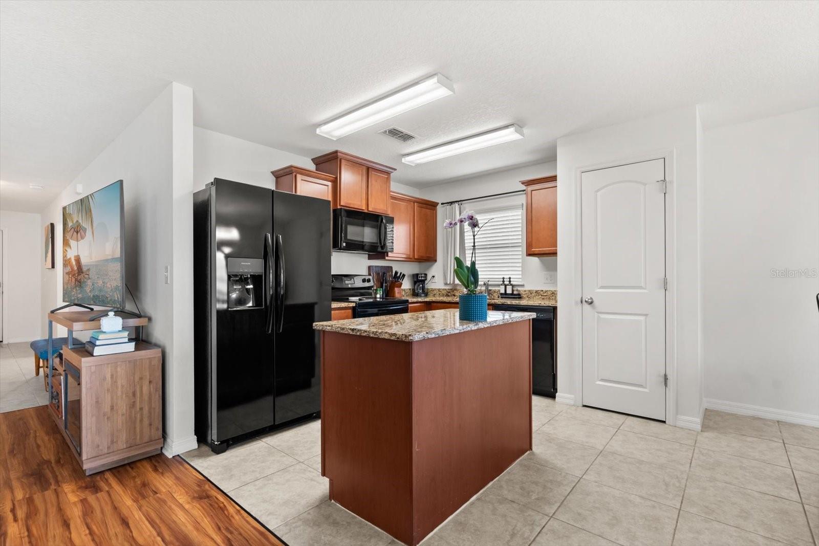 TAVARES GROVES AT BAYTREE PH 04 - Residential Lease