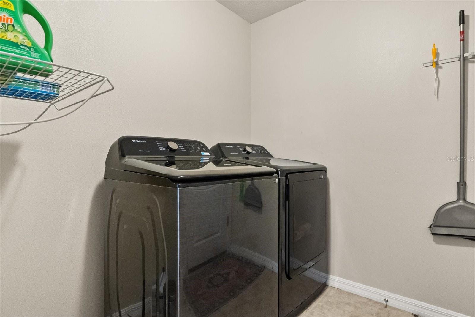 TAVARES GROVES AT BAYTREE PH 04 - Residential Lease