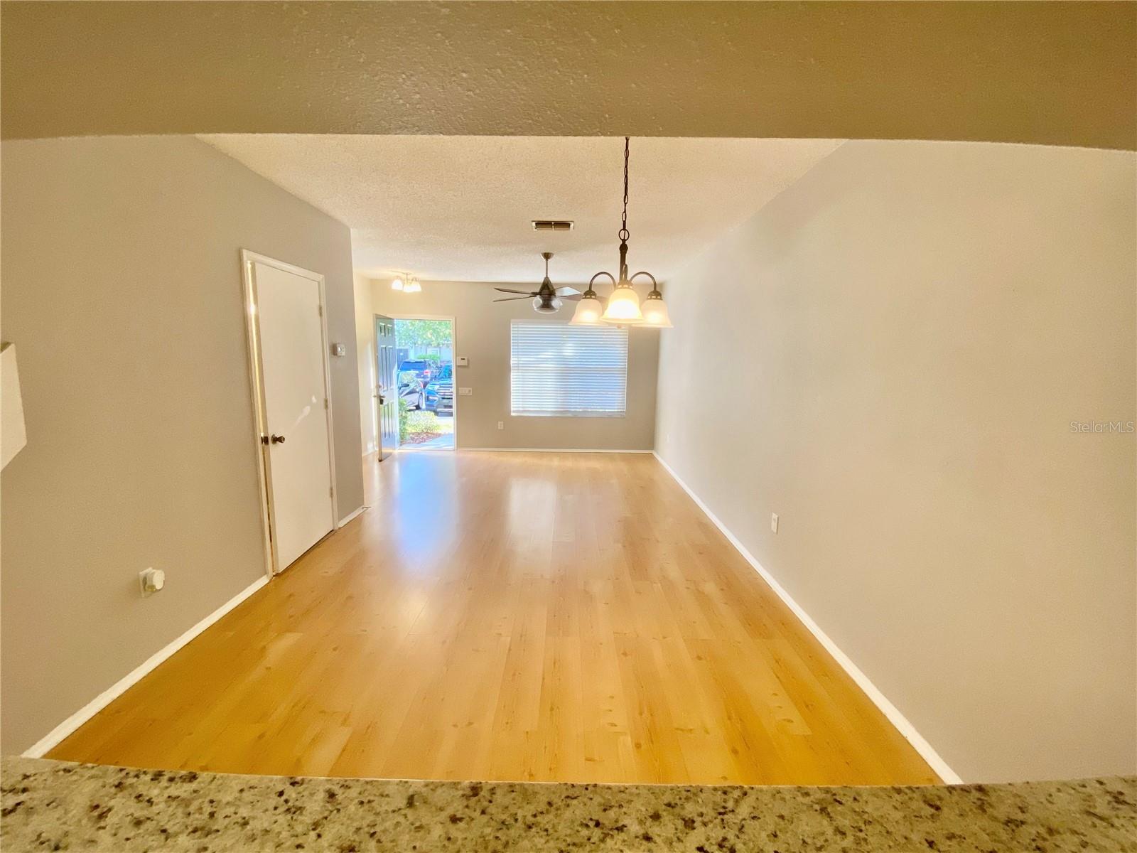 BERKELEY SQUARE - Residential Lease