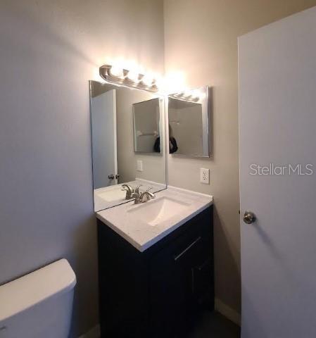 BERKELEY SQUARE - Residential Lease
