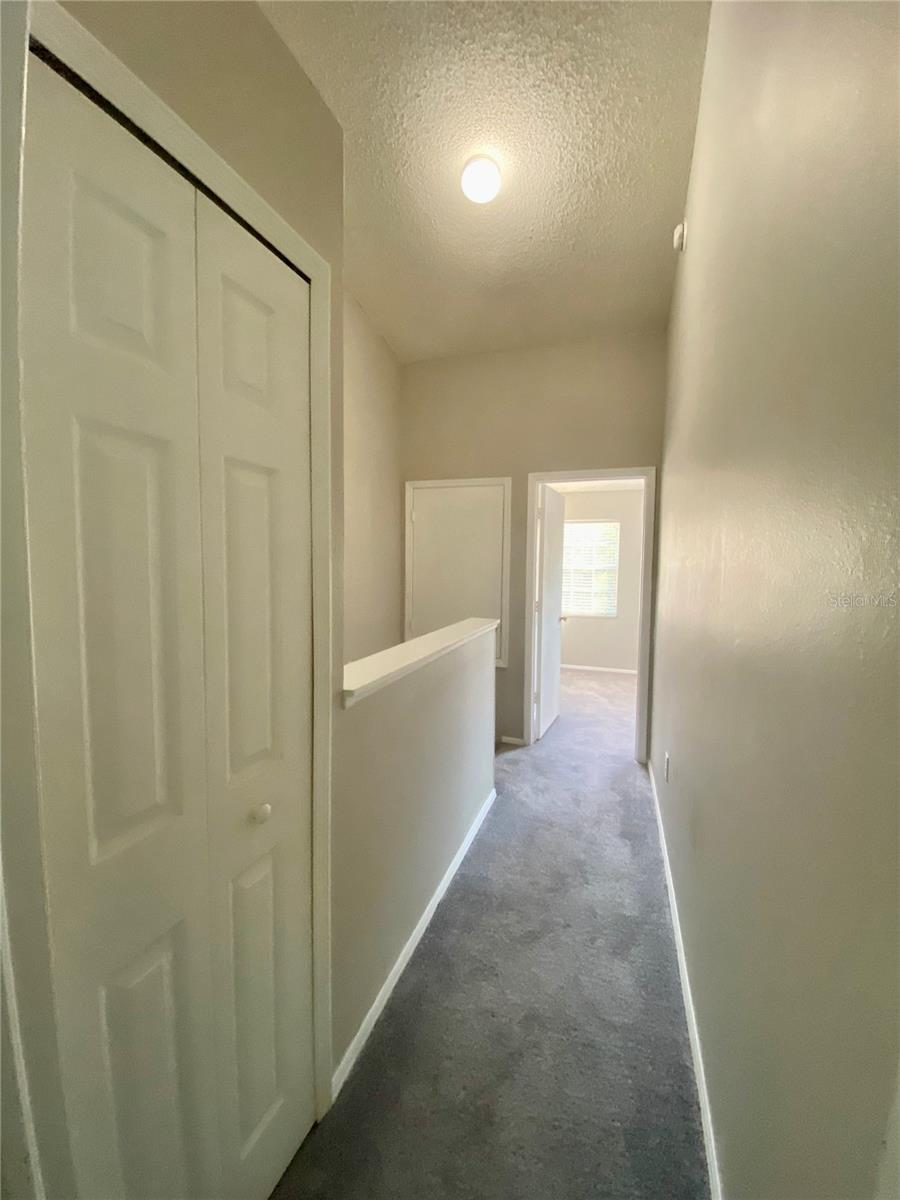 BERKELEY SQUARE - Residential Lease