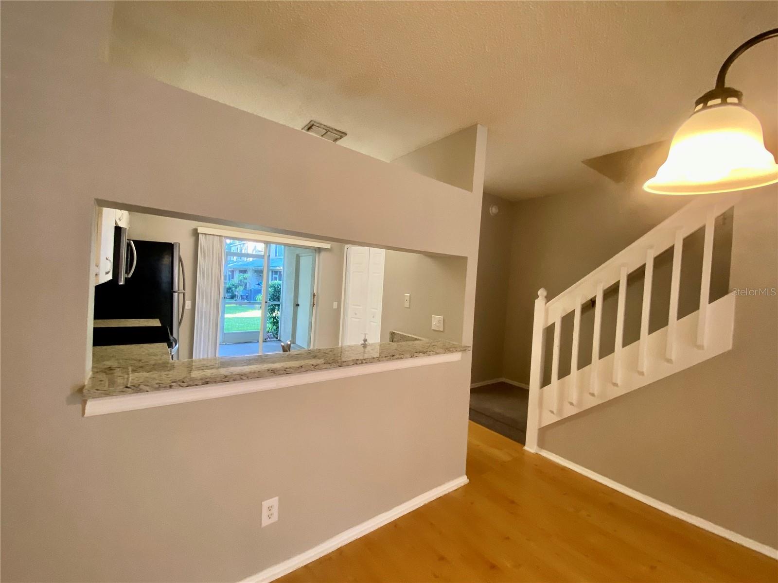 BERKELEY SQUARE - Residential Lease