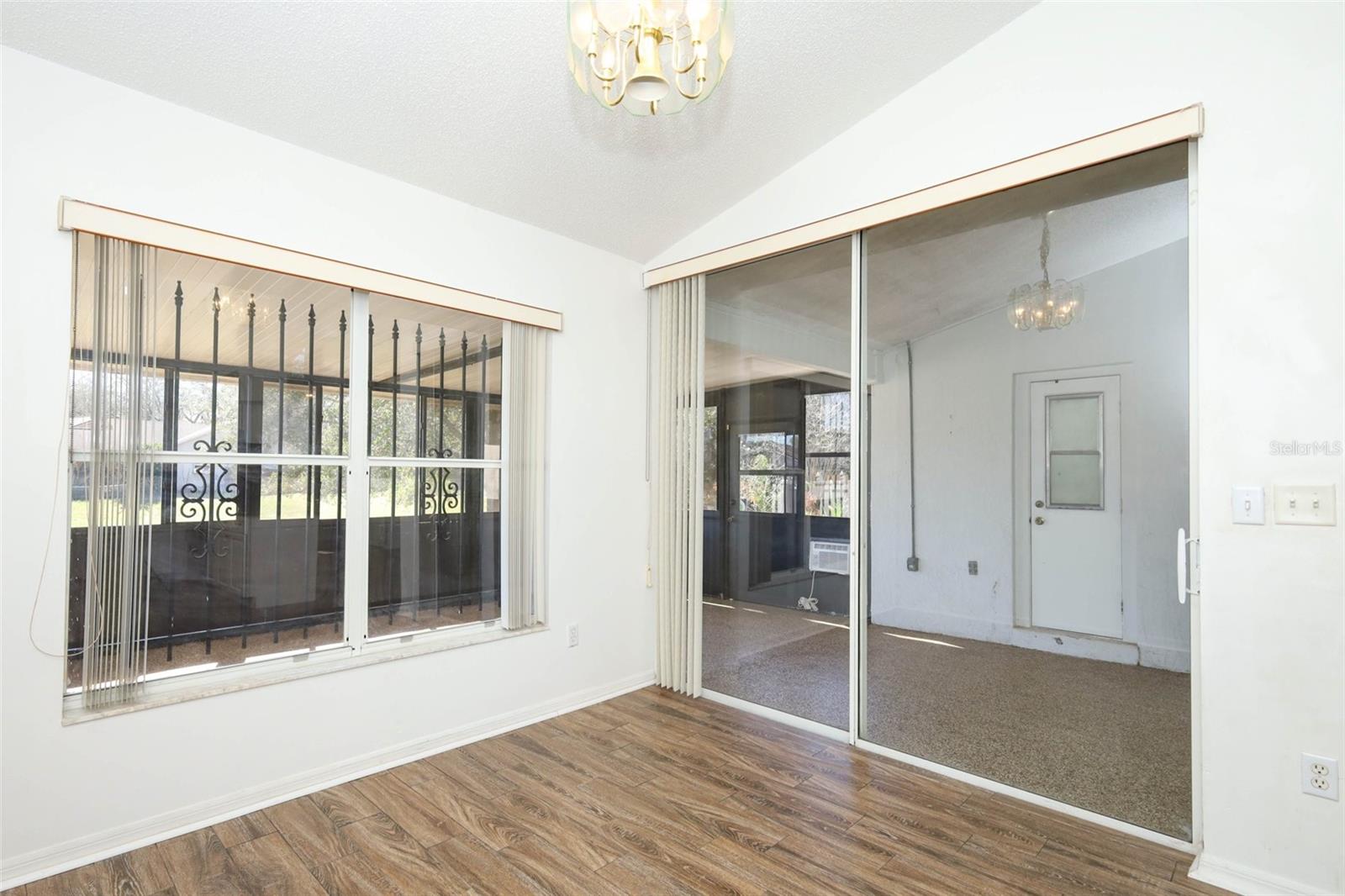 DEER RUN UNIT 16 - Residential