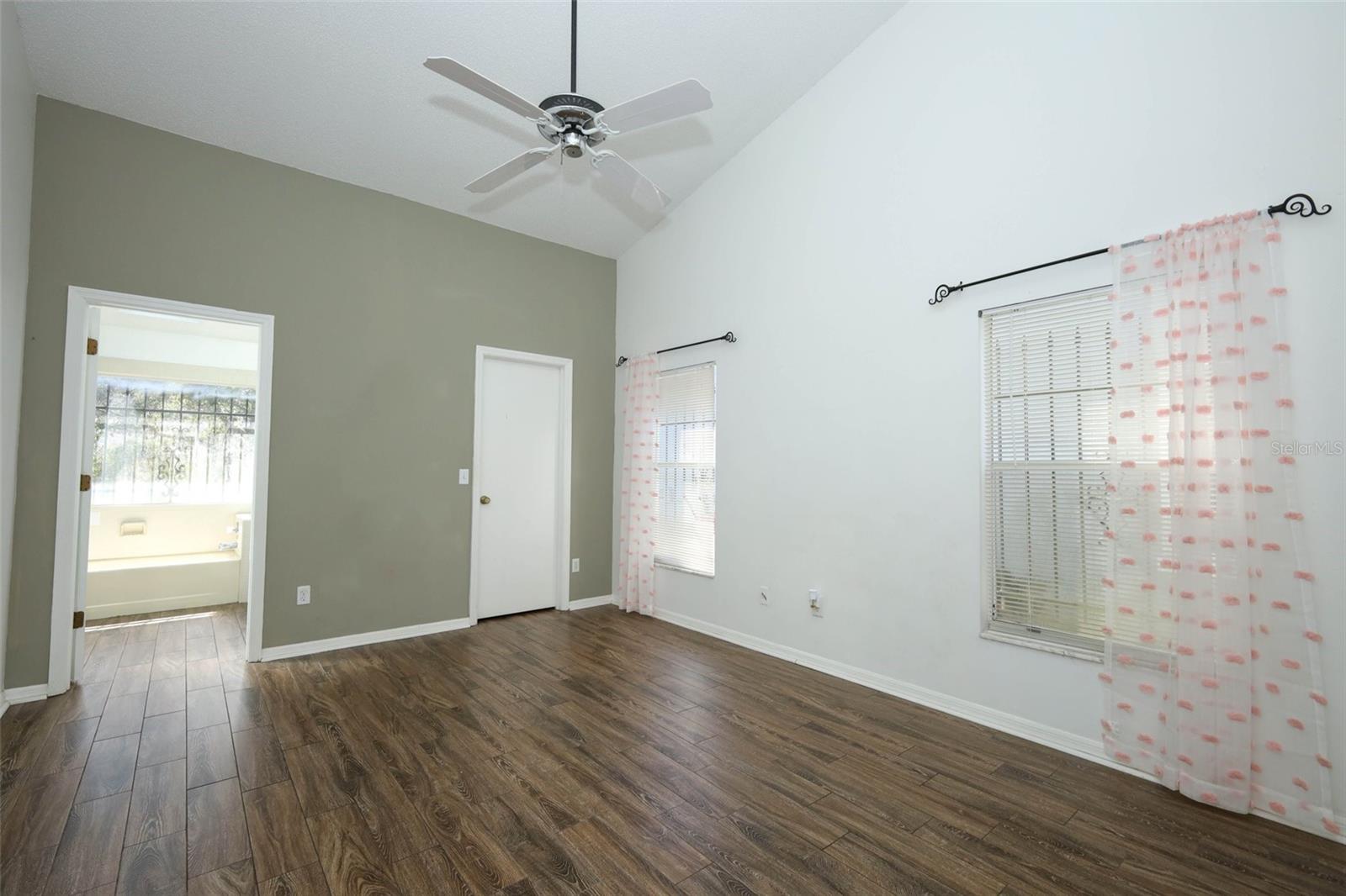 DEER RUN UNIT 16 - Residential