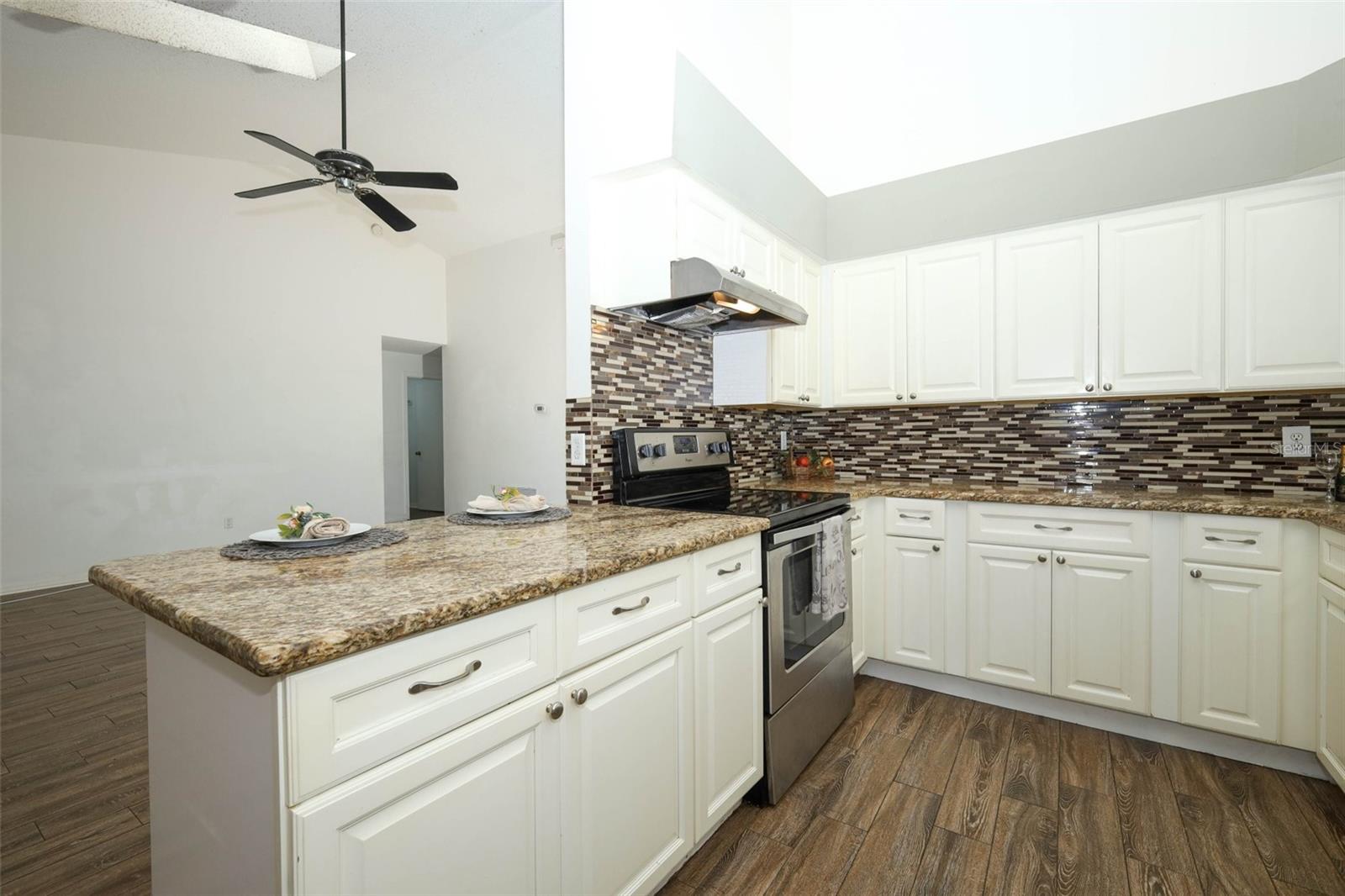 DEER RUN UNIT 16 - Residential