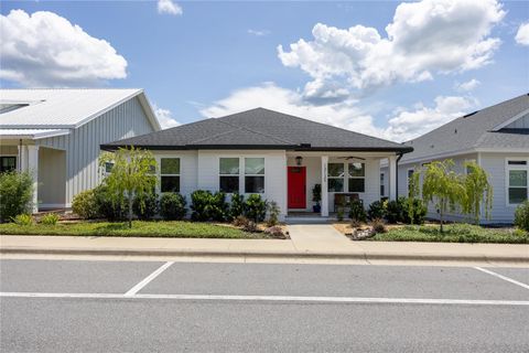 A home in NEWBERRY