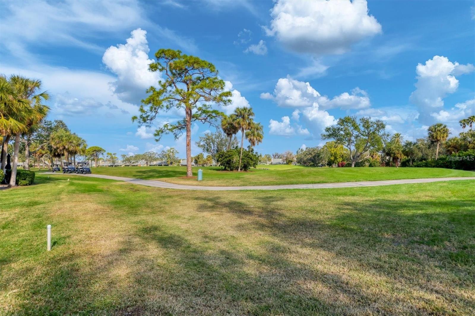 VALENCIA GARDEN - Residential Lease