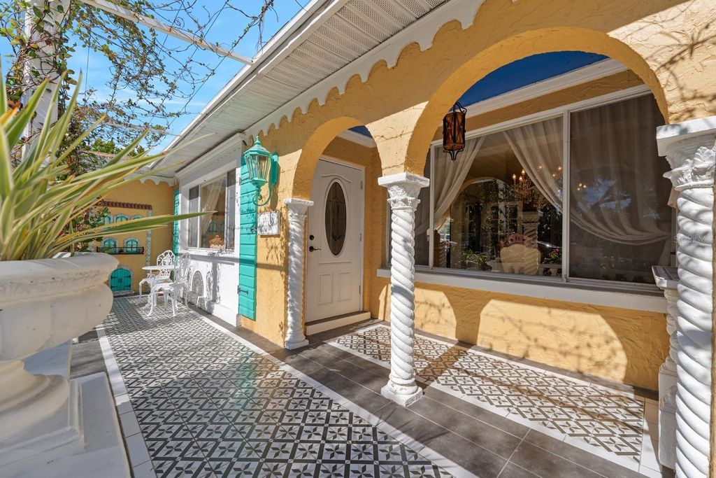 Photo of 3511 W Euclid Avenue, Tampa, FL 33629 (MLS # TB8469999)