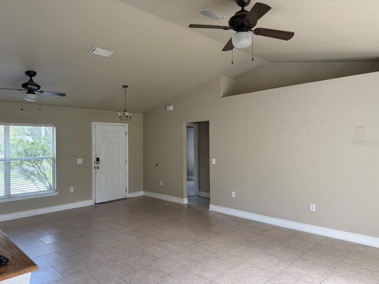 OAK MANOR - Residential Lease