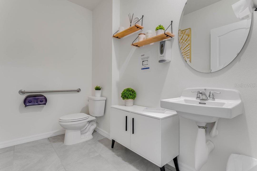 2249 LAKE PRESERVE CIRCLE