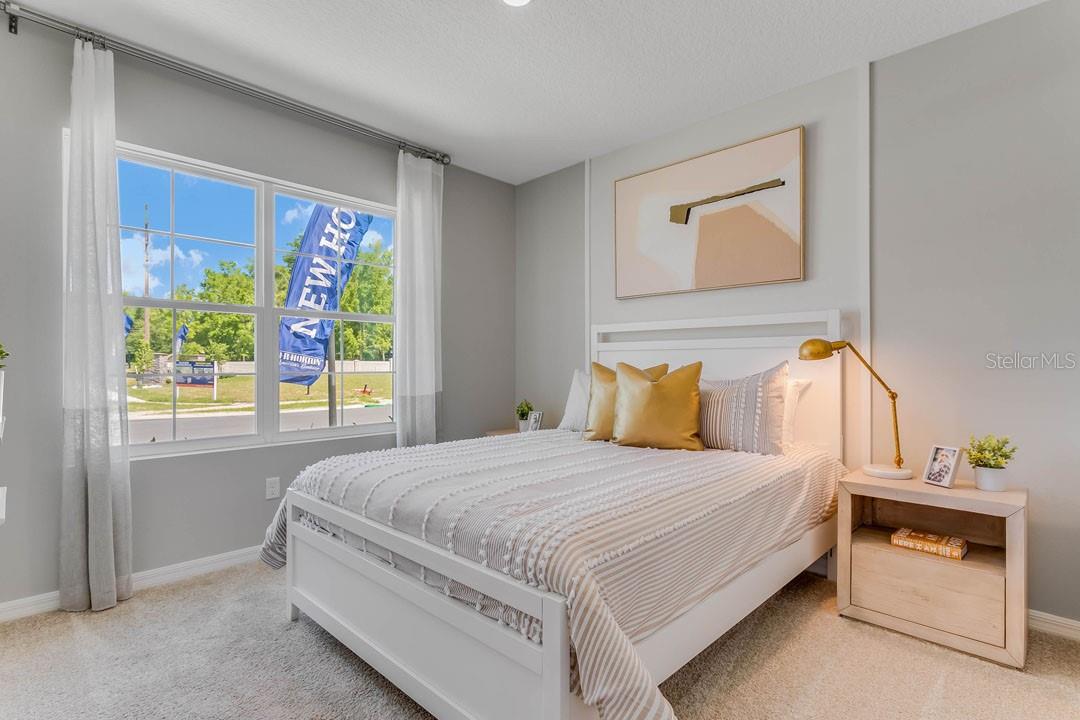 2249 LAKE PRESERVE CIRCLE